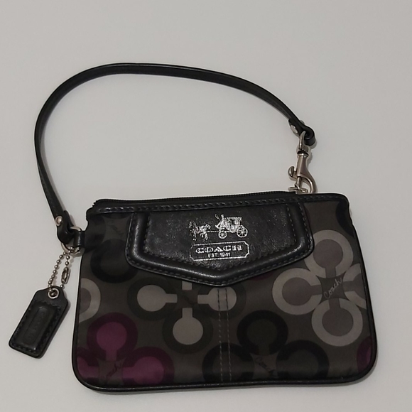 Coach Wrislet - Picture 1 of 6